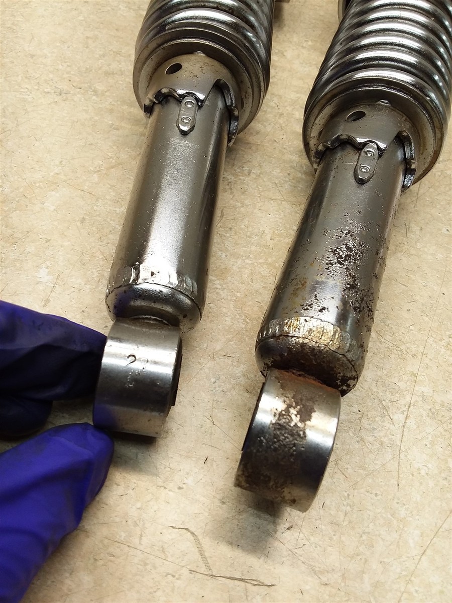 Kawasaki Z1 900 Early Rare HAS 2.8 Stamped Date Code Shocks