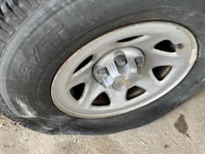 Used Wheel Fits 2017 Chevrolet Silverado 1500 Pickup 17x8 7 Spoke Painted Opt 0