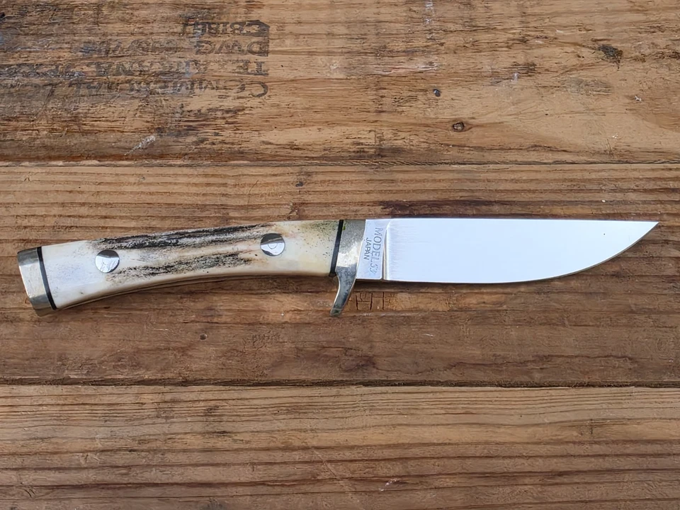 Cuchillo ciervo Browning modelo 53 edición limitada con filetes Japón 1 de 2000 Foto 2 de 4