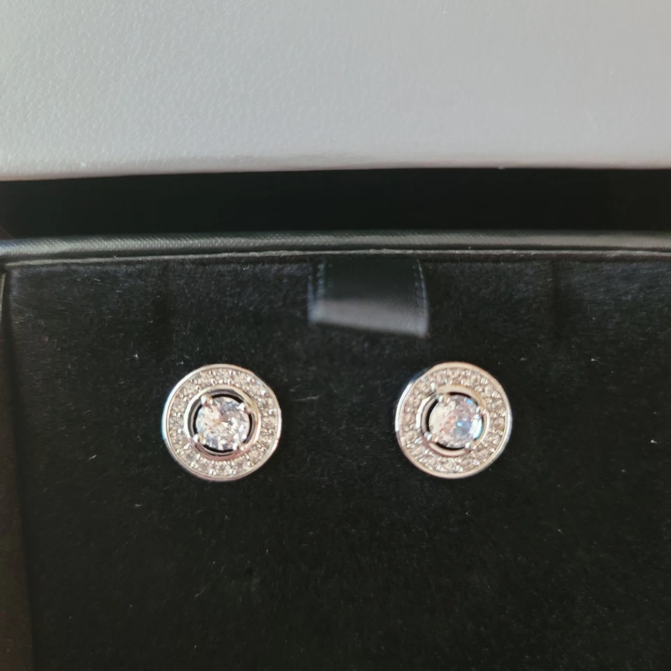 NIB Vince Camuto Freya Crystal Silver Tone Earrings Posts PIERCED Holidays New - Image 2 of 4