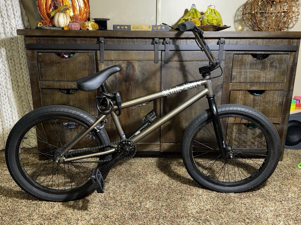 Bicicleta BMX Kink Foto 2 de 4