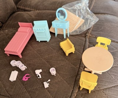 KidKraft Craft Doll House play furniture 14 Pieces Toy