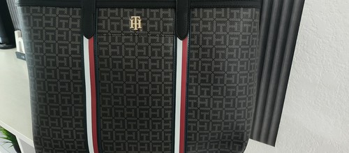 Tommy Hilfiger Large Tote Bag 15" x 11" x 5" Spacious Women's Handbag - Bild 7 von 9