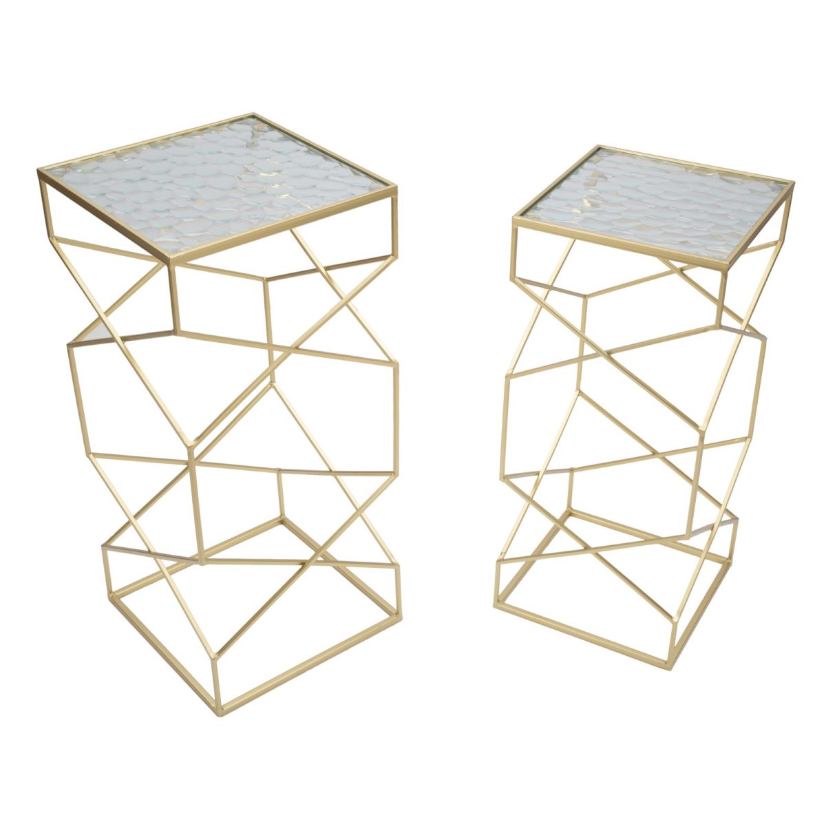 Tables d'appoint Glassy 68cm or pour optimiser l'espace du salon