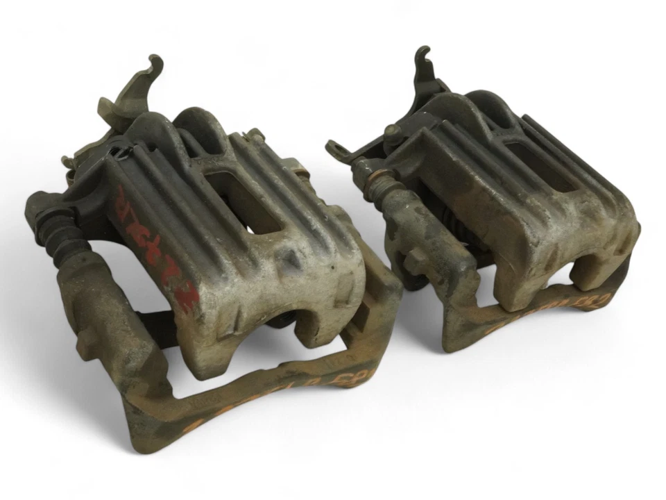 Jaguar Vanden Plas XJ8 X350 2004-2005 PINZA FRENO TRASERO DERECHO IZQUIERDO OEM Foto 2 de 4