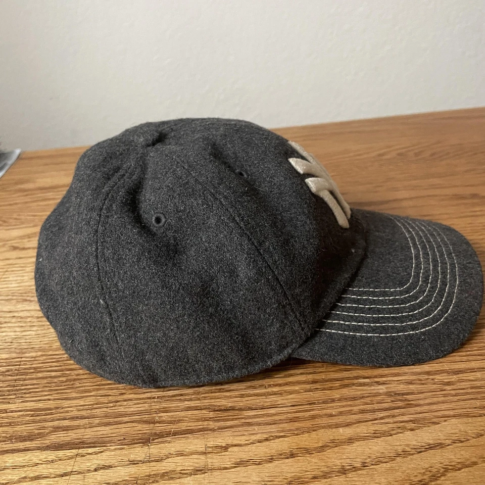 New York Yankees Hat Cap Fitted Mens Medium Gray MLB Baseball Cooperstown Wool - Image 4 of 4
