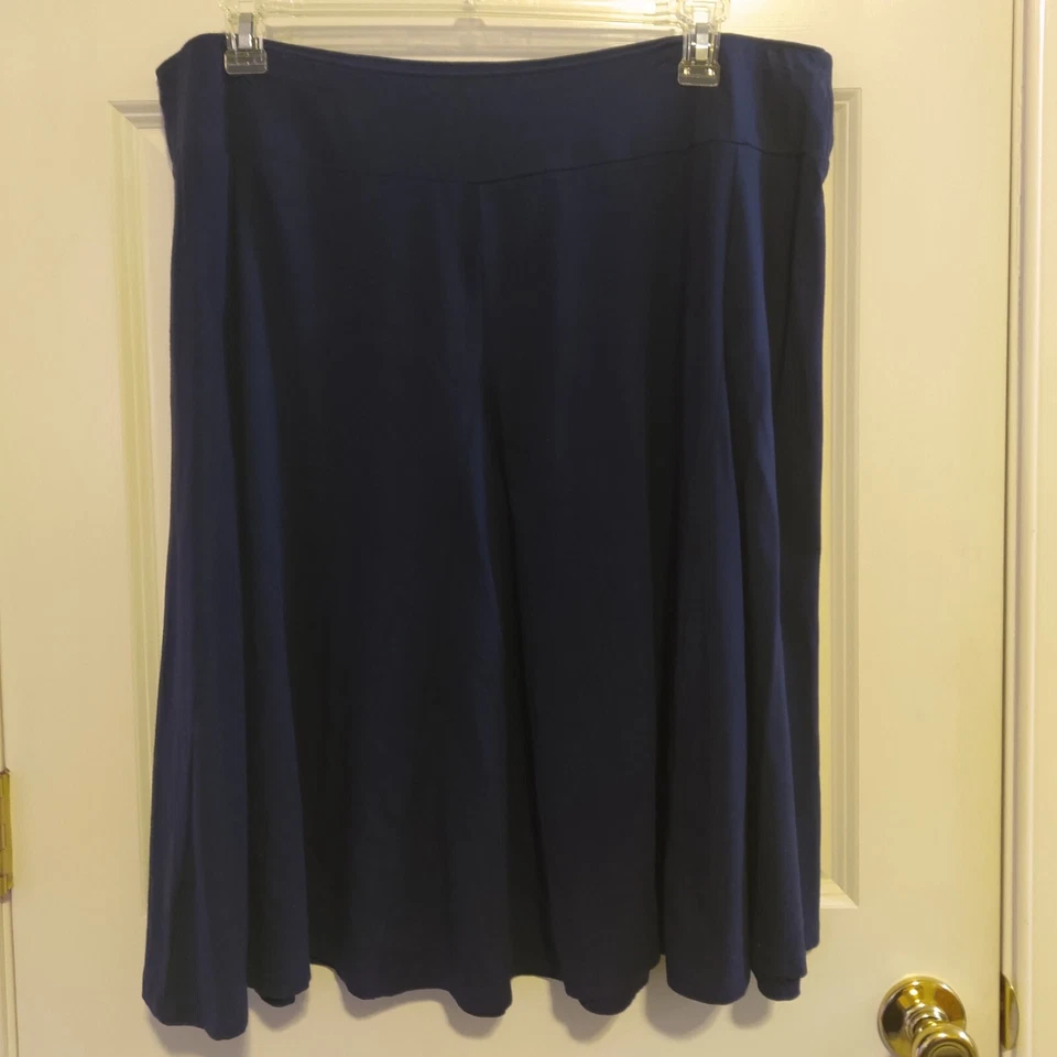 Liz Claiborne Women's Navy Blue Cotton Flare Midi Skirt Size 1X - Image 2 of 4