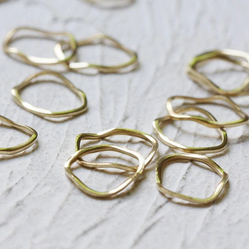 12 Pieces Raw Brass Waved CLOSED Ring - Link - Loop 19x15mm (4418C-Q-48) - Image 2 of 3