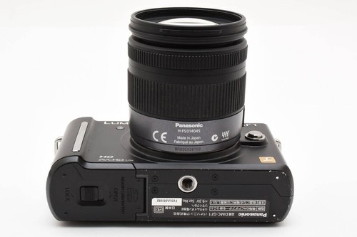 Panasonic LUMIX DMC-GF1 Black Mirrorless Camera 14-45mm Lens Kit - Picture 7 of 9