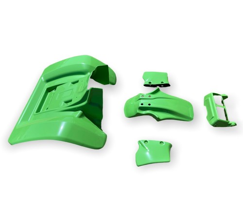 NEW HONDA ATC 350X 85-86 GREEN PLASTIC HEADLIGHT, SIDE,FRONT & REAR COMPLETE SET - Foto 3 di 3