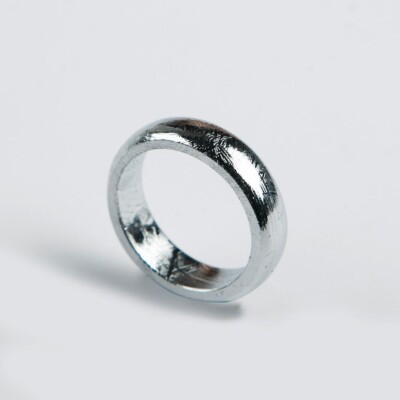 Genuine Natural Gibeon Meteorite Silver Plated Round Style Ring Size 11