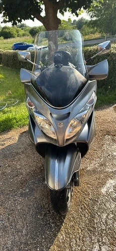 2011  SUZUKI AN400 K8  Burgman     2011      15,944 Miles