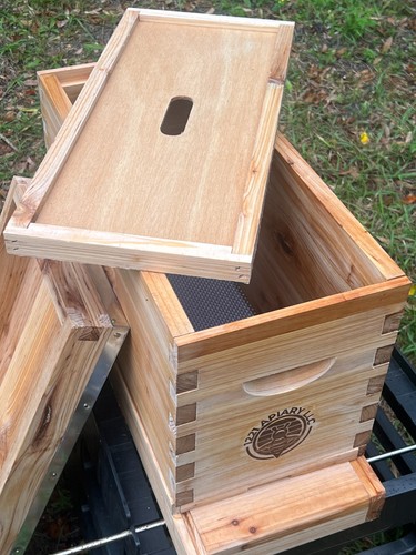 5 frame NUC beehive complete beehive kit - Picture 3 of 9