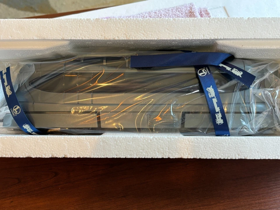 Lionel 6-36002 Pratt's Hollow Passenger Car 4 Pack, All Appear to be Unused - Image 3 of 4