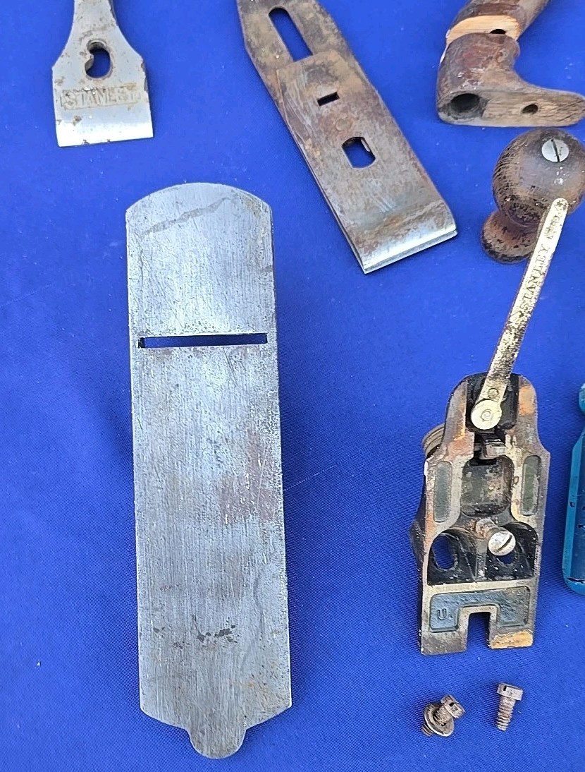 Vintage Stanley Bailey No. 4 Smooth Bottom Carpenters Wood Plane