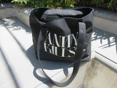 VANITY KILLS Tote Bag by Urban Decay UD, Black Exterior and Purple Bottom, HTF