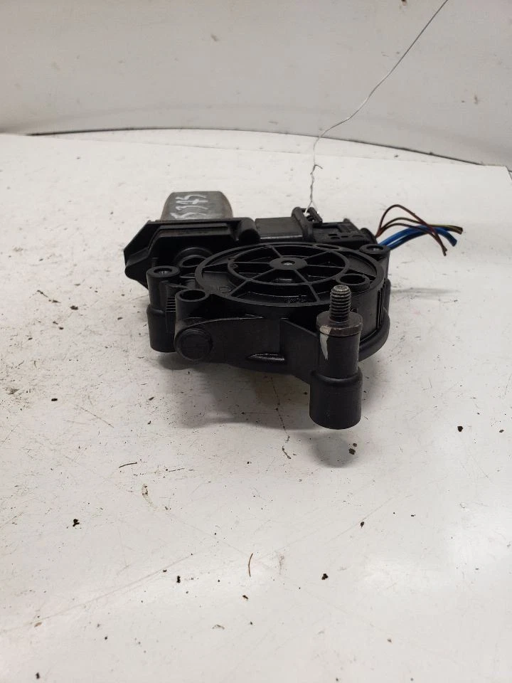 Driver Left Power Window Motor Front Fits 15-18 BMW M3 1378242 - Image 2 of 4