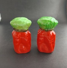 Vintage Hand painted Carrots Salt and Pepper Shaker Set Ceramic Orange and Green
