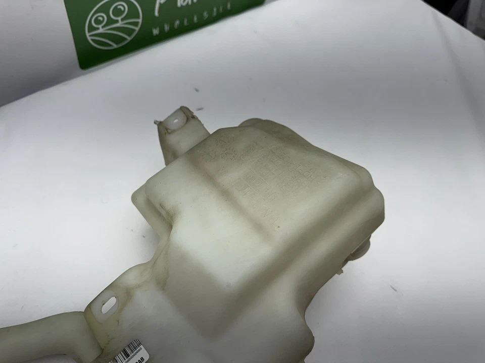 OEM 2009-2012 FORD TAURUS LINCOLN MKS SABLE Windshield Washer Reservoir Tank — 第 2/4 张图片