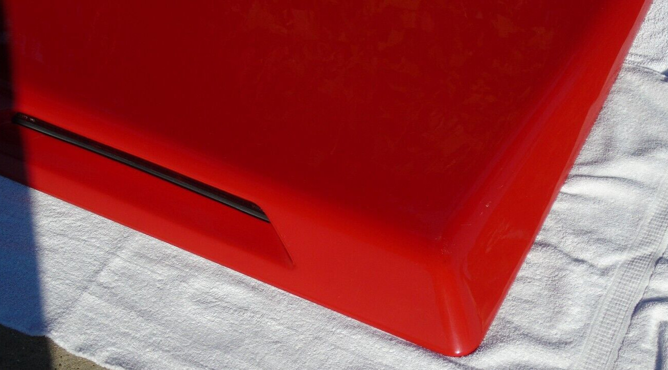 Ferrari Testarossa 1986 Rear Deck Lid Central Panel Hood Trunk Red OEM Taillight