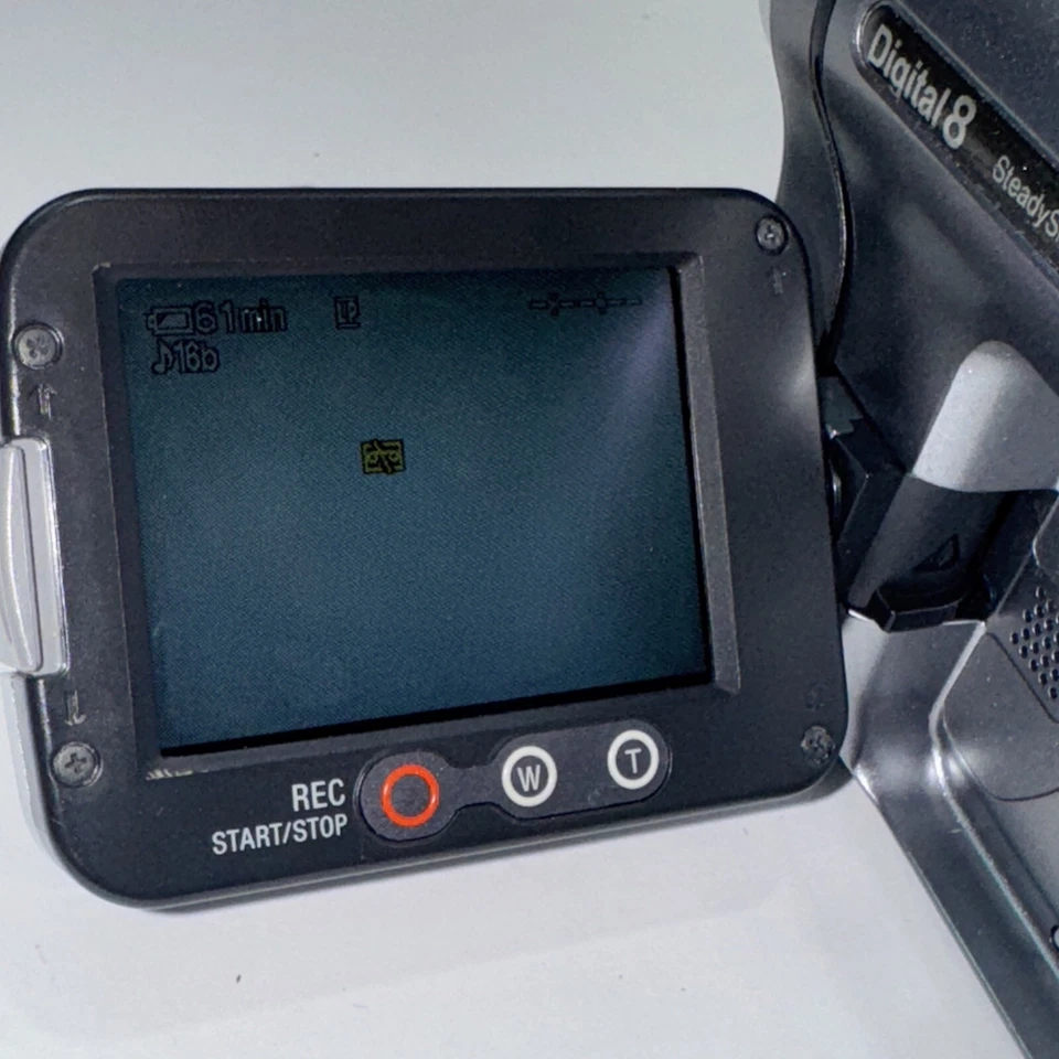 Sony Handycam DCR-TRV280 Digital 8 Hi8 8mm Camcorder Parts/Repair Cassette Error - Image 4 of 4