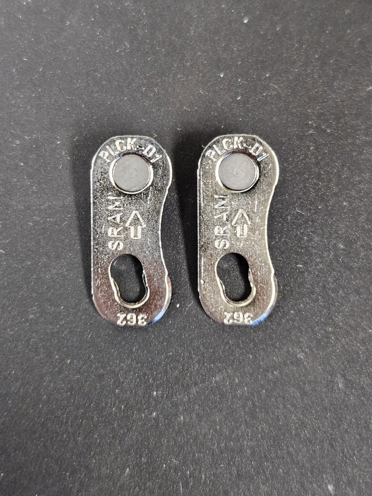SRAM AXS Road 12-Speed PowerLock Link, 1 Pair, Flattop