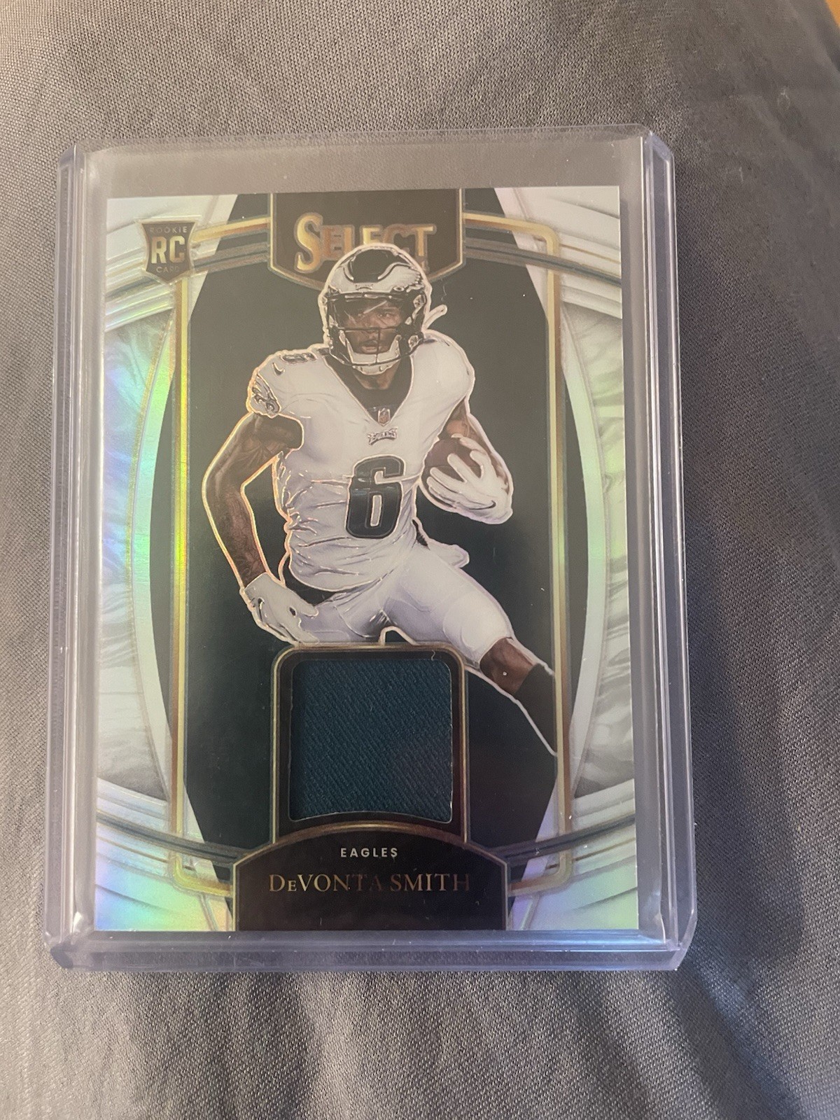 DeVonta Smith Panini Select Rookie Swatches #RSWDSM Base