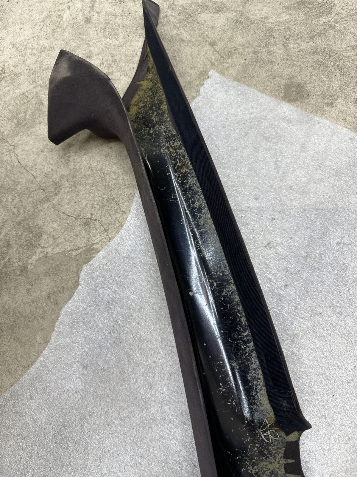 2011 Aston Martin Db9 Front Left Upper A Pillar Trim Panel Coupe 4g43-03513-AG