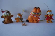 Vintage 4 Garfield Collectible Ceramic & Wooden Ornaments & Kat's Meow Lapel Pin