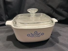 Vintage Blue Cornflower CORNING WARE 1.5 qt With Pyrex Glas Lid. NICE