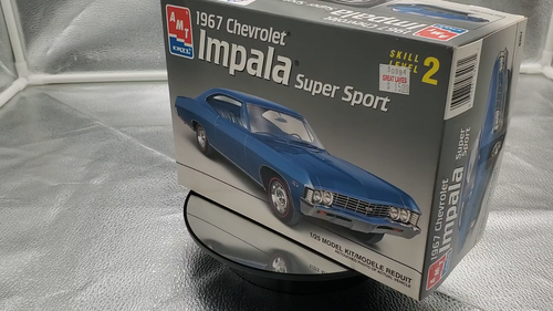 AMT ERTL 1967 CHEVROLET IMPALA SUPER SPORT 1/25 MODEL KIT 8207 NEW OPEN BOX - Video 1 of 1
