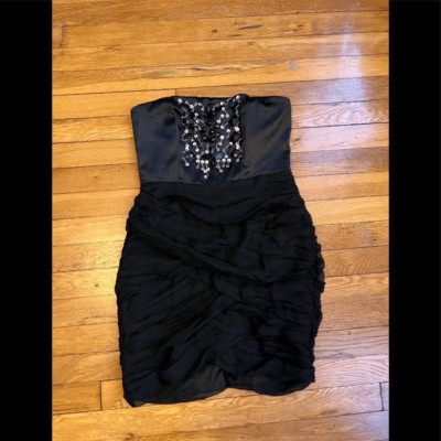 2b BEBE Little Black Dress