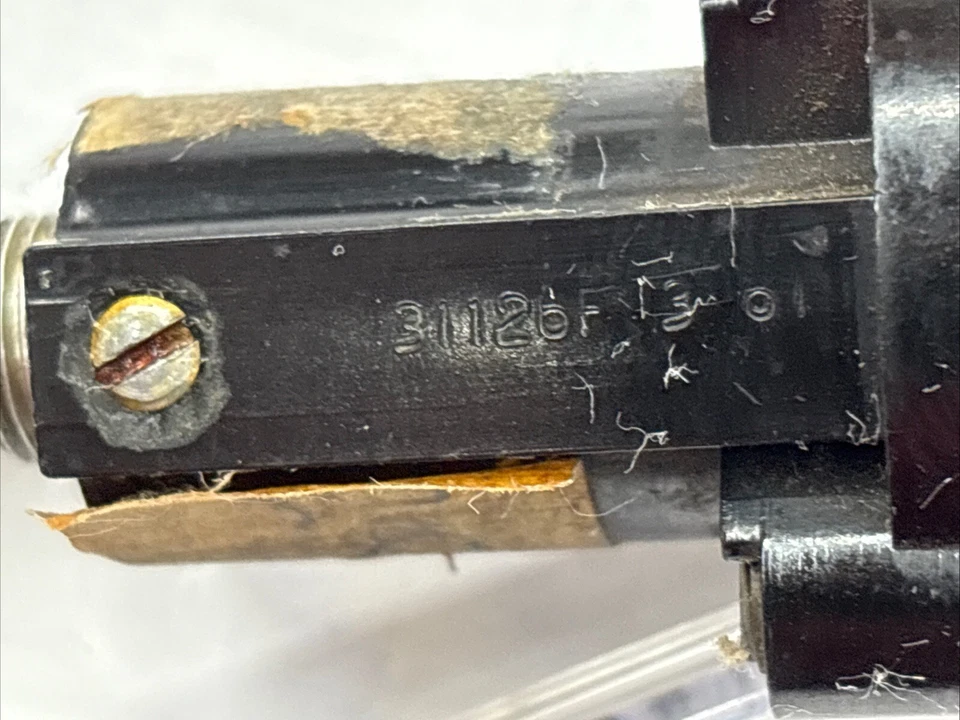 Interruptor de luz principal/lateral Lucas modelos Allard Palm Beach 21C y 21Z 1953-55 Foto 2 de 4