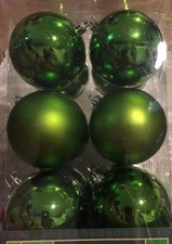    Christmas Green Holiday Time Shatterproof Tree Ornaments Frosted  Shiny NIB