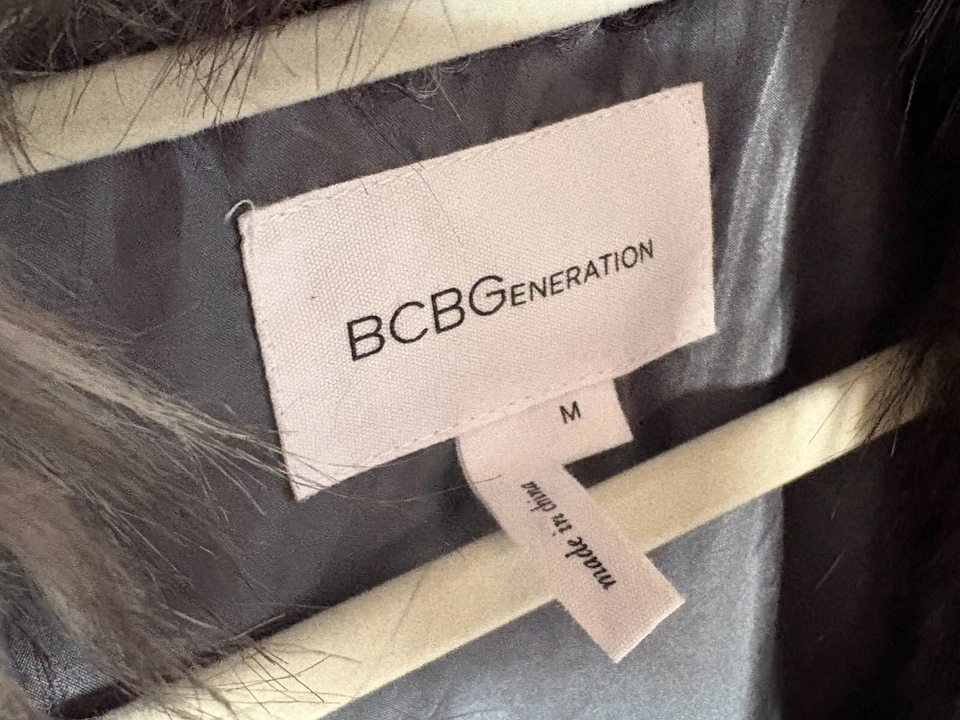 BCBG Generation Women's Faux Fur Vest Gray Grey Black Size Medium M Lined - Image 3 of 4