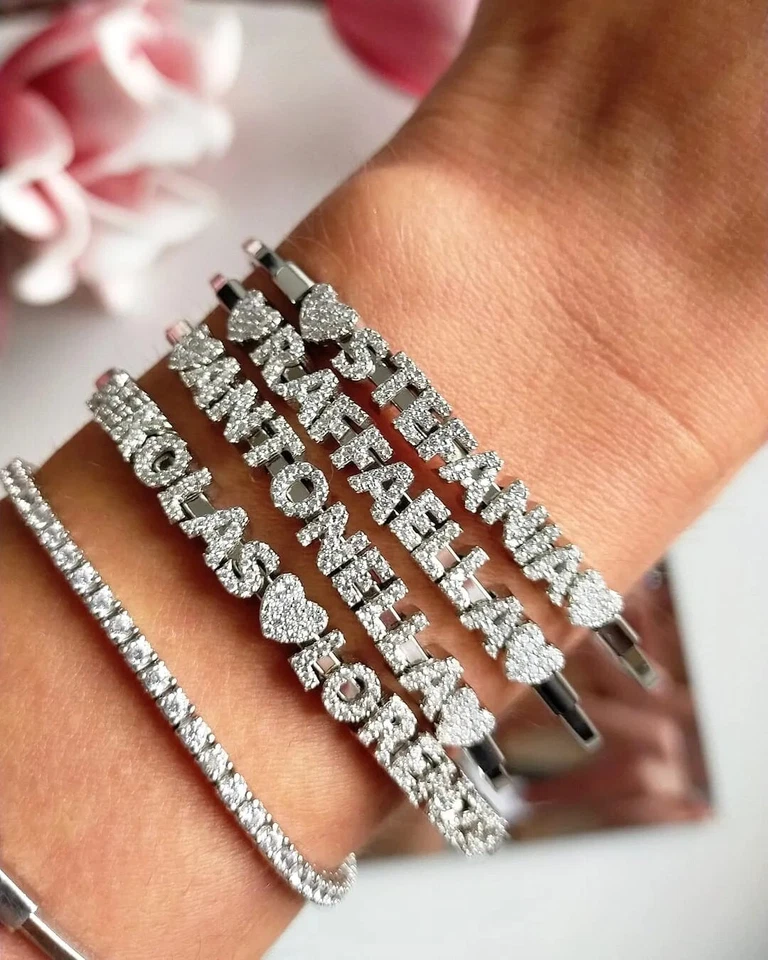 Bracciale rigido con nome in argento 925 - Immagine 2 di 4