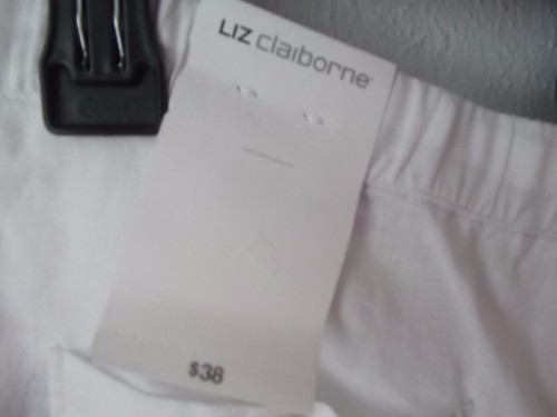 LIZ CLAIBORNE - WOMEN - SHORTS - WHITE - SIZE SMALL (AC-24-106) - Picture 2 of 3