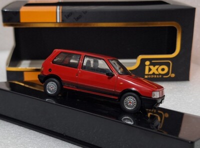 Fiat Uno Turbo ie MKI 1984 Red 1:43 IXO CLC277 Diecast Model Rare