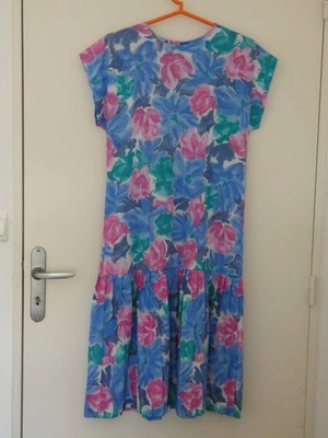 Robe LéGèRE PLISSéE Eté Femme Taille 42 L Bleu Blanche Rose MAILLE EXTENSIBLE - Photo 1/4