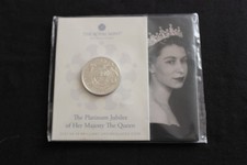 HER MAJESTY QUEEN ELIZABETH 11  PLATINUM JUBILEE 1952- 2022 £5 COIN  SEALED