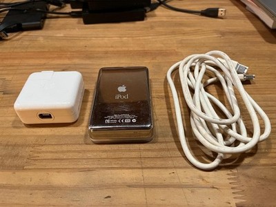 Apple iPod Classic M8541 5GB 1st Generation White Vintage W