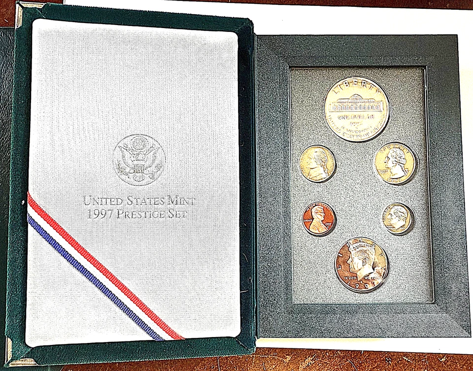 1997-S JUEGO DE PRUEBA DE PRESTIGIO / DIFÍCIL DE ENCONTRAR / SIN CIRCULAR / SOLO (70.000) ACUÑADO Foto 3 de 4