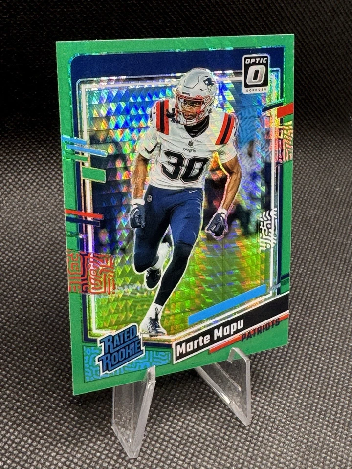 2023 Panini Donruss Optic - Rated Rookie Marte Mapu #275 Green Hyper Prizm (RC) - Image 2 of 4