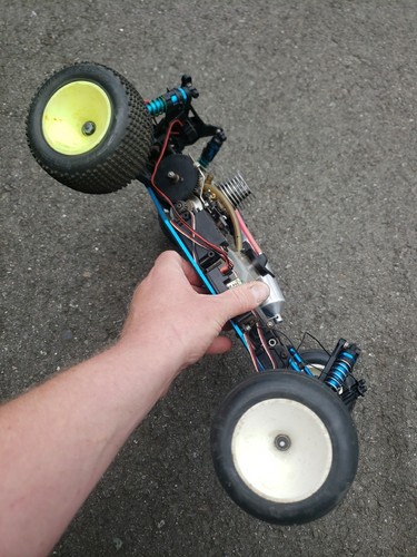 Team Associated RC10GT Classic 1/10 Nitro Stadium Truck Kit Gas GT RC Car Racing - Picture 3 of 7