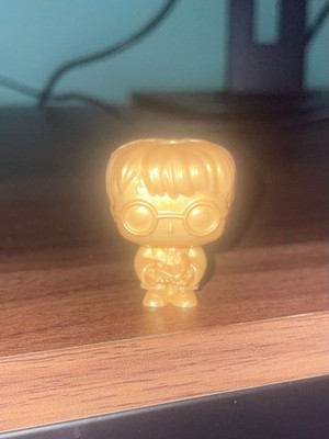 RARE FUNKO POP KINDER JOY GOLD HARRY POTTER. CODE: VT401