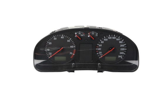 Tacho 3B0858069K VW Passat 3B 1,8 20V Benzin Kombiinstrument VDO ADR Motor