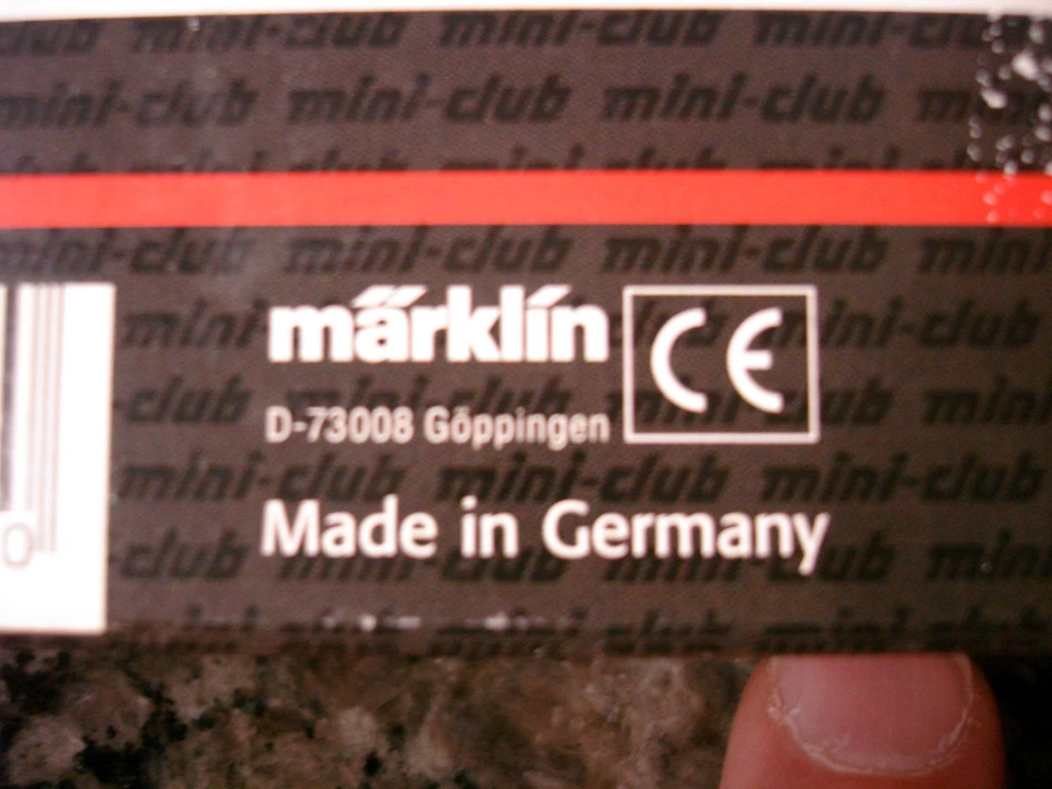 Marklin Z Scale Merry Christmas Starter Train Set w/ Musical Disc 81522 - Image 4 of 4