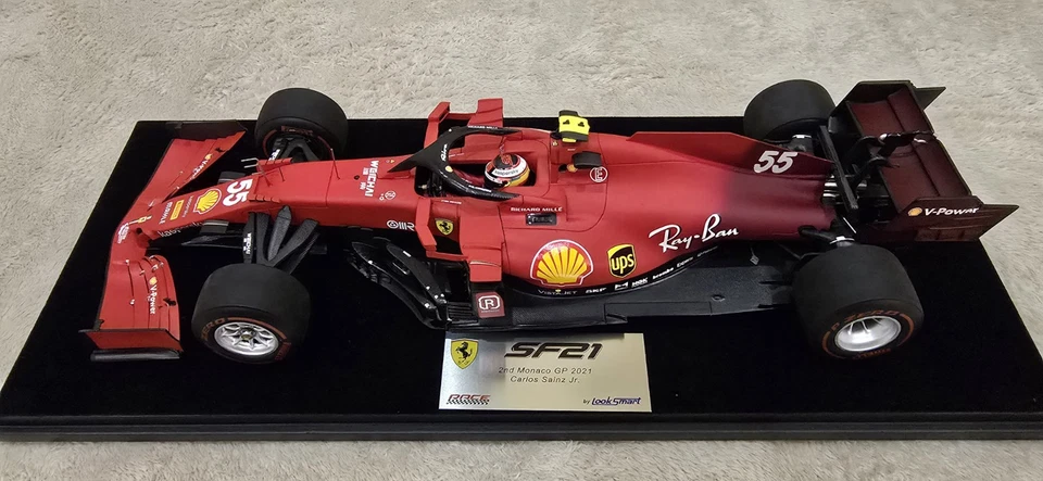 F1 Ferrari SF21 Monaco Gp. 2021 Carlos Sainz 1:18 Looksmart - Image 2 of 4