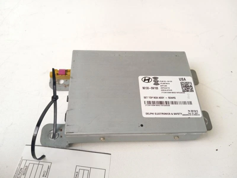 Hyundai Santa Fe 2007 AWD módulo de alimentación de antena de 6 cilindros Foto 3 de 4