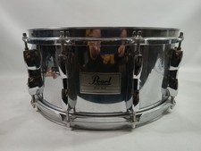 Pearl 5.5x14 metal/steel shell snare drum, 10 lug WA/SS heads, Taiwan Case